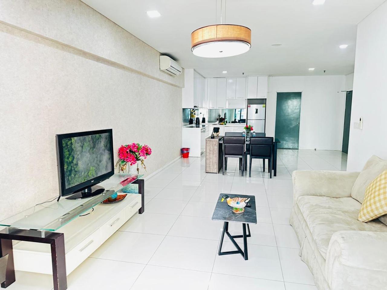 Summer Suites By Hibiscus Kuala Lumpur Exterior foto